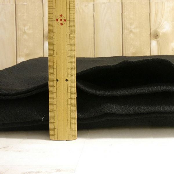 ニードルパンチ黒 キルト綿 ドミットタイプ 100cm幅x1m巻 | 手芸材料の