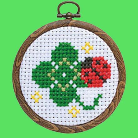 刺しゅうキット クロスステッチ 夏休み クローバー No.7766 まんまる