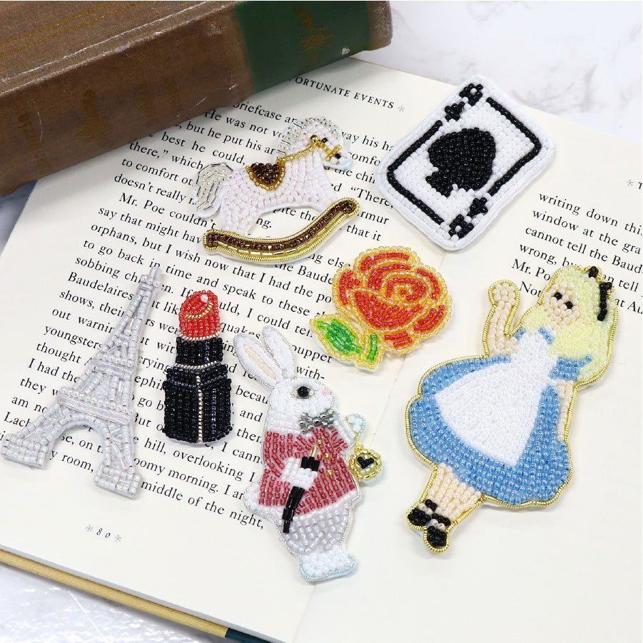 らくちくフェルト 約15×21cm 4柄セット 図案印刷済み ビーズ刺繍