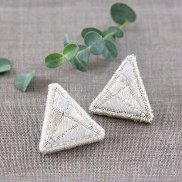 harishigoto 刺しゅうイヤリングキット hikari × White 刺繍キット