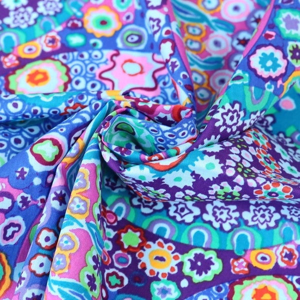 ヨーロッパの風景　掛物（生地） 輸入生地 生地 青地 丸 総柄 USAプリント Kaffe Fassett ケイフ